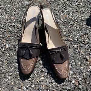 Donated Classic Logo Etienne Aigner New W/O Tags Sling Back Heels  - 9M